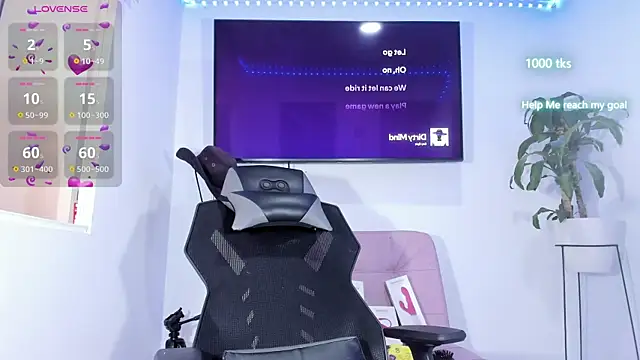 Snapshot of emily_palmeer chatting on October 2025 11:54:01 AM emily palmeer online show from October 2025 11:54:01 AM