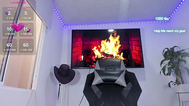 Snapshot of emily_palmeer chatting on October 2025 11:50:01 AM emily palmeer online show from October 2025 11:50:01 AM