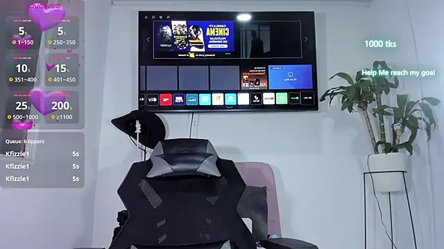 Snapshot of emily_palmeer chatting on November 2025 11:05:01 AM emily palmeer online show from November 2025 11:05:01 AM