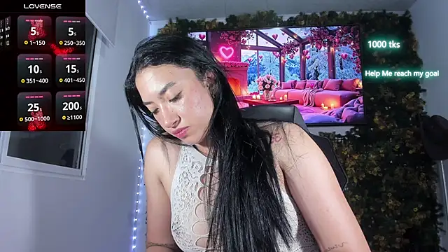 emily palmeer online show from June 2026 12:44:01 AM