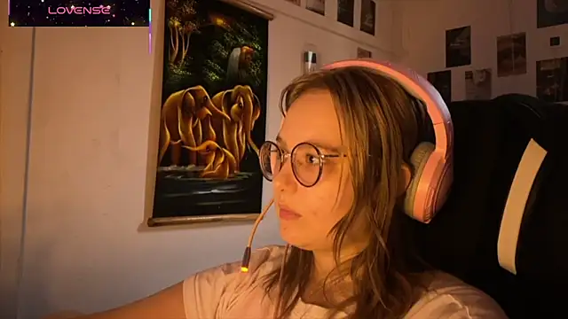 JacyWinslat online show from October 2025 02:58:02 PM