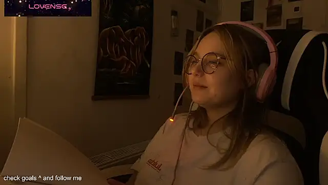 JacyWinslat online show from October 2025 03:03:02 PM