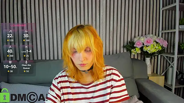 Little Chips online show from October 2025 05:02:02 PM