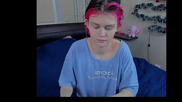 JulieTaylors online show from April 2026 10:20:01 PM