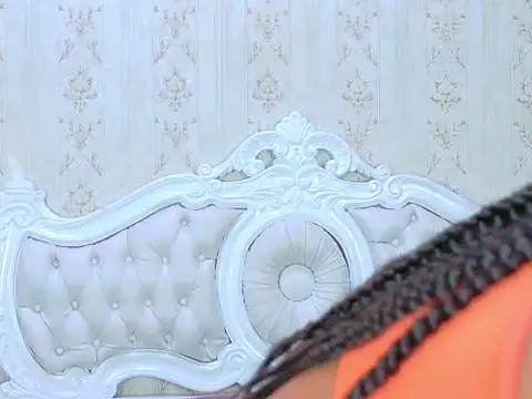 Snapshot of TiaraRosse chatting on September 2025 12:15:01 PM TiaraRosse online show from September 2025 12:15:01 PM