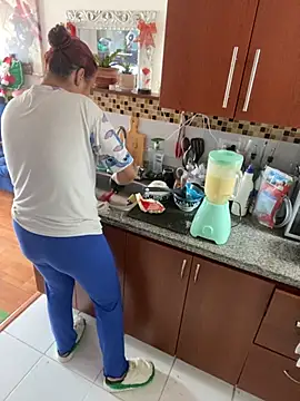 Cafeziitha02 online show from November 2025 04:28:02 PM