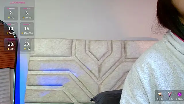 Rebeca Williams  online show from March 2025 12:37:02 AM