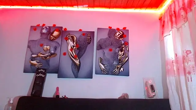 Snapshot of Maidi_ chatting on February 2025 02:21:01 PM Maidi online show from February 2025 02:21:01 PM