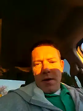 Bigtater1999 online show from October 2025 11:42:01 AM