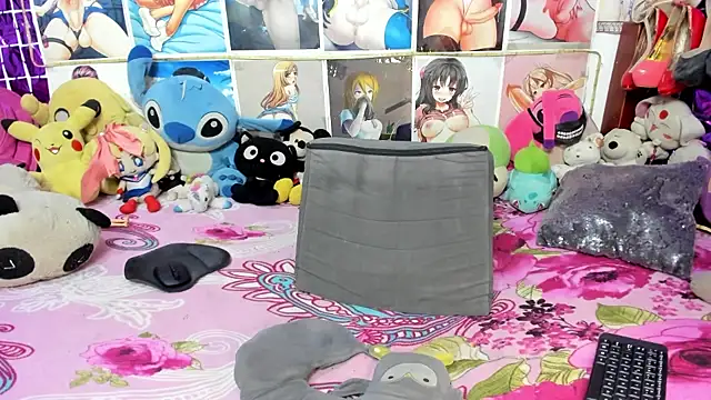 Snapshot of ArianaUnicorn chatting on January 2025 01:48:01 AM ArianaUnicorn online show from January 2025 01:48:01 AM