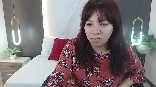 Snapshot of alma_fenix chatting on January 2025 12:14:01 PM alma fenix online show from January 2025 12:14:01 PM