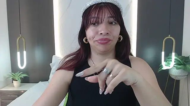 Snapshot of alma_fenix chatting on January 2025 06:32:02 PM alma fenix online show from January 2025 06:32:02 PM