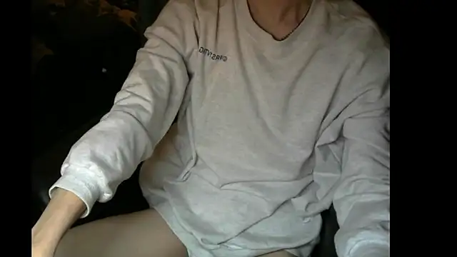 Ray175oo online show from February 2025 04:24:01 PM