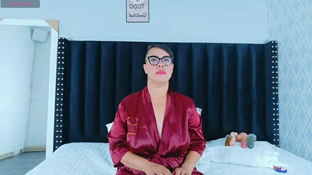 Snapshot of hotlatinateacher chatting on April 2026 12:15:02 PM hotlatinateacher online show from April 2026 12:15:02 PM