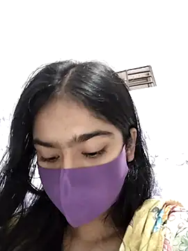 Snapshot of Arisha- chatting on May 2026 12:10:02 PM Arisha- online show from May 2026 12:10:02 PM