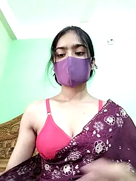Snapshot of Arisha- chatting on May 2026 06:00:02 AM Arisha- online show from May 2026 06:00:02 AM
