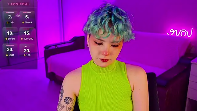 School Love online show from December 2024 01:11:02 PM