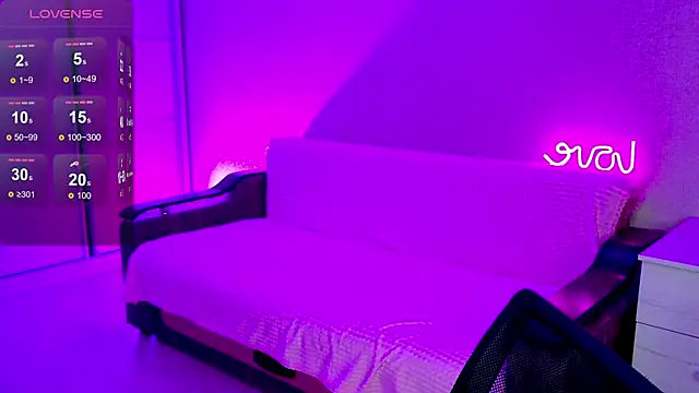 School Love online show from December 2024 07:19:02 PM