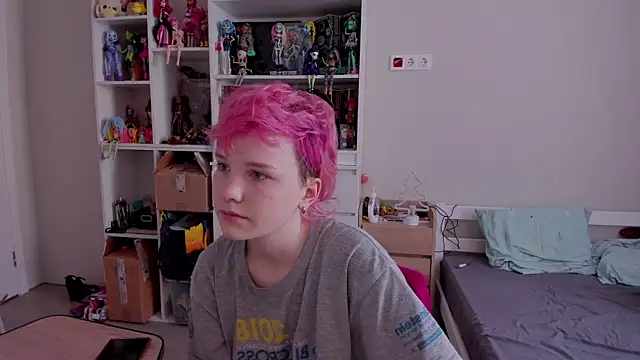 School Love online show from January 2026 07:12:02 AM