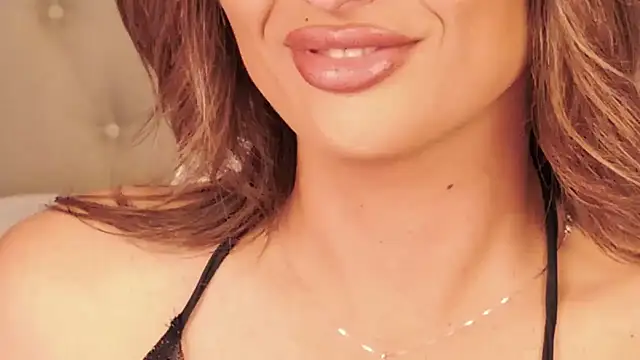 Snapshot of xprettysmilex chatting on January 2025 11:38:02 PM xprettysmilex online show from January 2025 11:38:02 PM