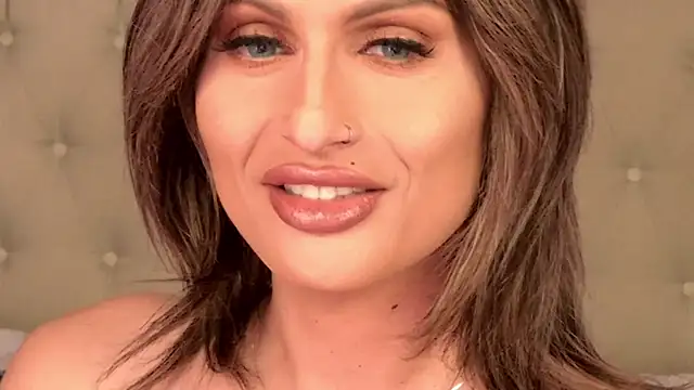 Snapshot of xprettysmilex chatting on January 2025 08:37:02 PM xprettysmilex online show from January 2025 08:37:02 PM