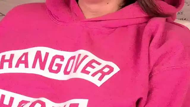 Snapshot of xprettysmilex chatting on January 2025 10:51:02 PM xprettysmilex online show from January 2025 10:51:02 PM