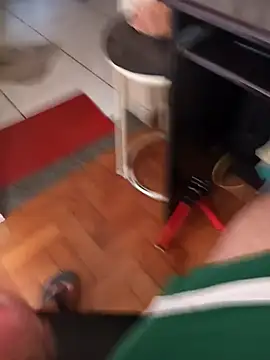 lobomisterioso13 online show from October 2025 12:03:02 PM