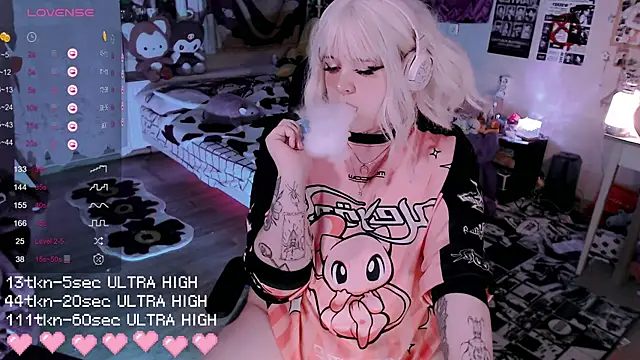 Snapshot of noori__hope chatting on November 2025 08:22:02 PM noori hope online show from November 2025 08:22:02 PM