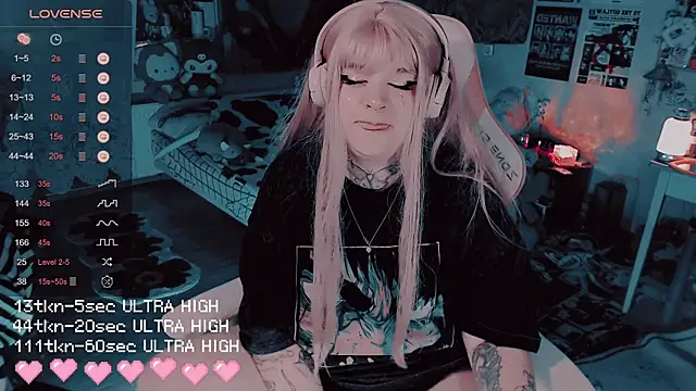 Snapshot of noori__hope chatting on November 2025 09:03:02 PM noori hope online show from November 2025 09:03:02 PM