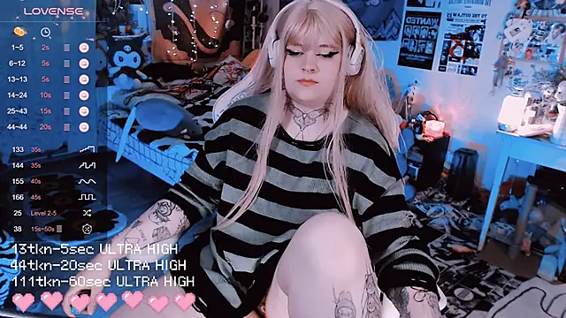 Snapshot of noori__hope chatting on November 2025 09:27:01 PM noori hope online show from November 2025 09:27:01 PM