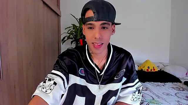 aldrinwhite online show from March 2026 05:39:01 PM