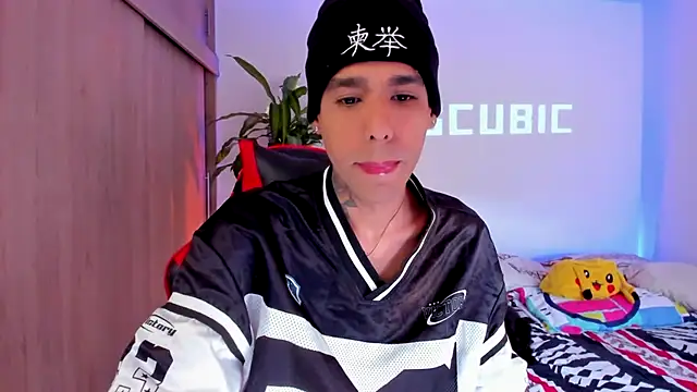 aldrinwhite online show from April 2026 04:48:01 PM