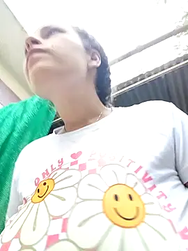 Mommy-Hot online show from March 2025 09:58:02 PM