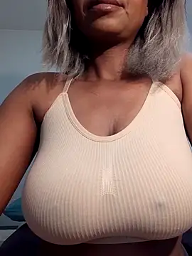 realsquirter online show from February 2026 08:53:02 AM