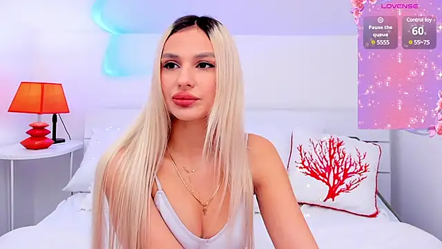 MissLoou online show from January 2025 06:11:01 AM