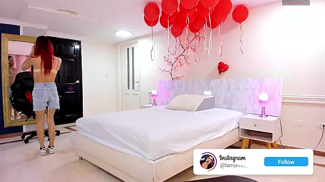charolbruce 1 online show from May 2026 12:02:02 PM