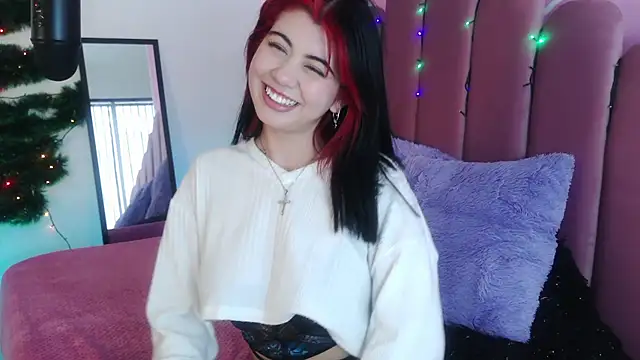 Zoe Benson online show from December 2024 03:52:01 PM