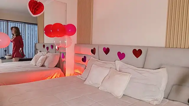 Snapshot of Zoe_Benson chatting on February 2026 12:02:02 PM Zoe Benson online show from February 2026 12:02:02 PM