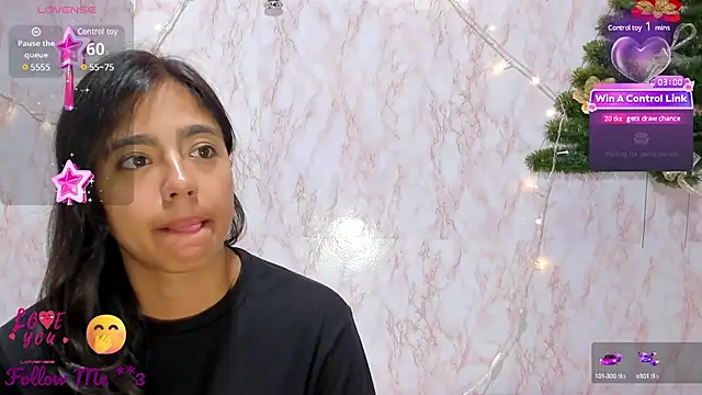 BarbieHotLaura online show from December 2024 09:43:01 PM