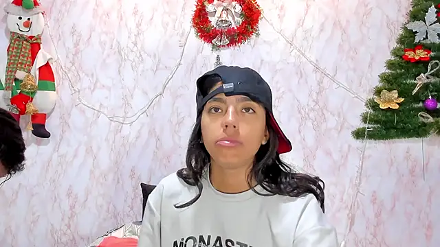 BarbieHotLaura online show from December 2024 03:59:02 PM