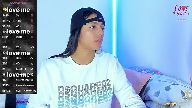 BarbieHotLaura online show from January 2025 02:18:02 AM