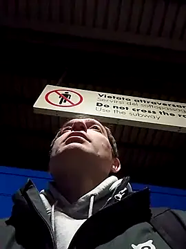 openlegsforyou online show from November 2025 06:03:01 AM