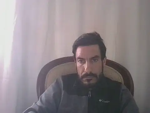 Snapshot of elkike1980 chatting on June 2026 03:05:01 PM elkike1980 online show from June 2026 03:05:01 PM