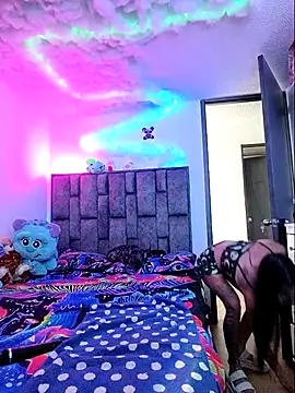 Nicole420squirt online show from September 2025 05:03:02 PM