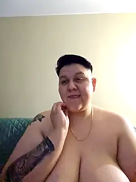 Snapshot of DevilDahm chatting on April 2026 12:24:01 AM DevilDahm online show from April 2026 12:24:01 AM