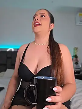 Sthef Castle online show from April 2026 12:27:01 PM