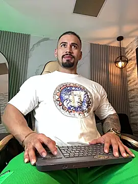 jaxon colton online show from March 2026 12:49:01 AM