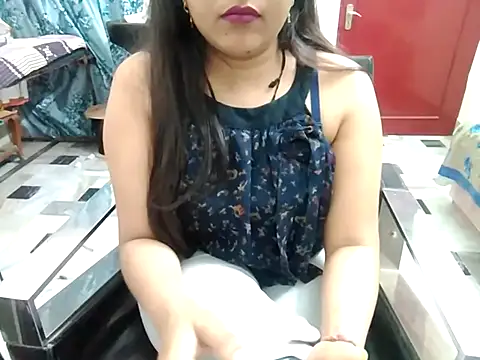 aarushi sharmaa online show from February 2025 05:29:01 PM