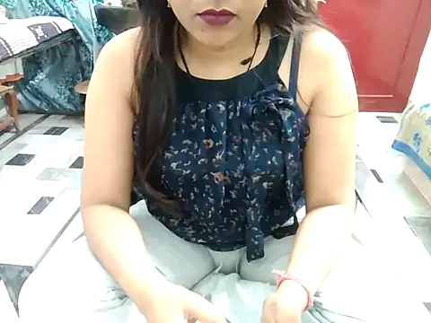 aarushi sharmaa online show from February 2025 02:48:02 PM