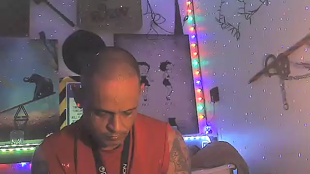 Buffshagswell online show from October 2025 03:12:02 PM